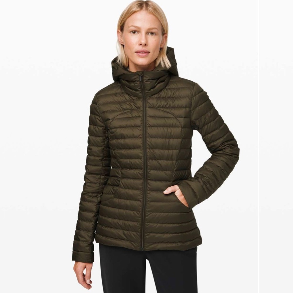 Lululemon Pack It Down Jacket
Dark Olive like new.